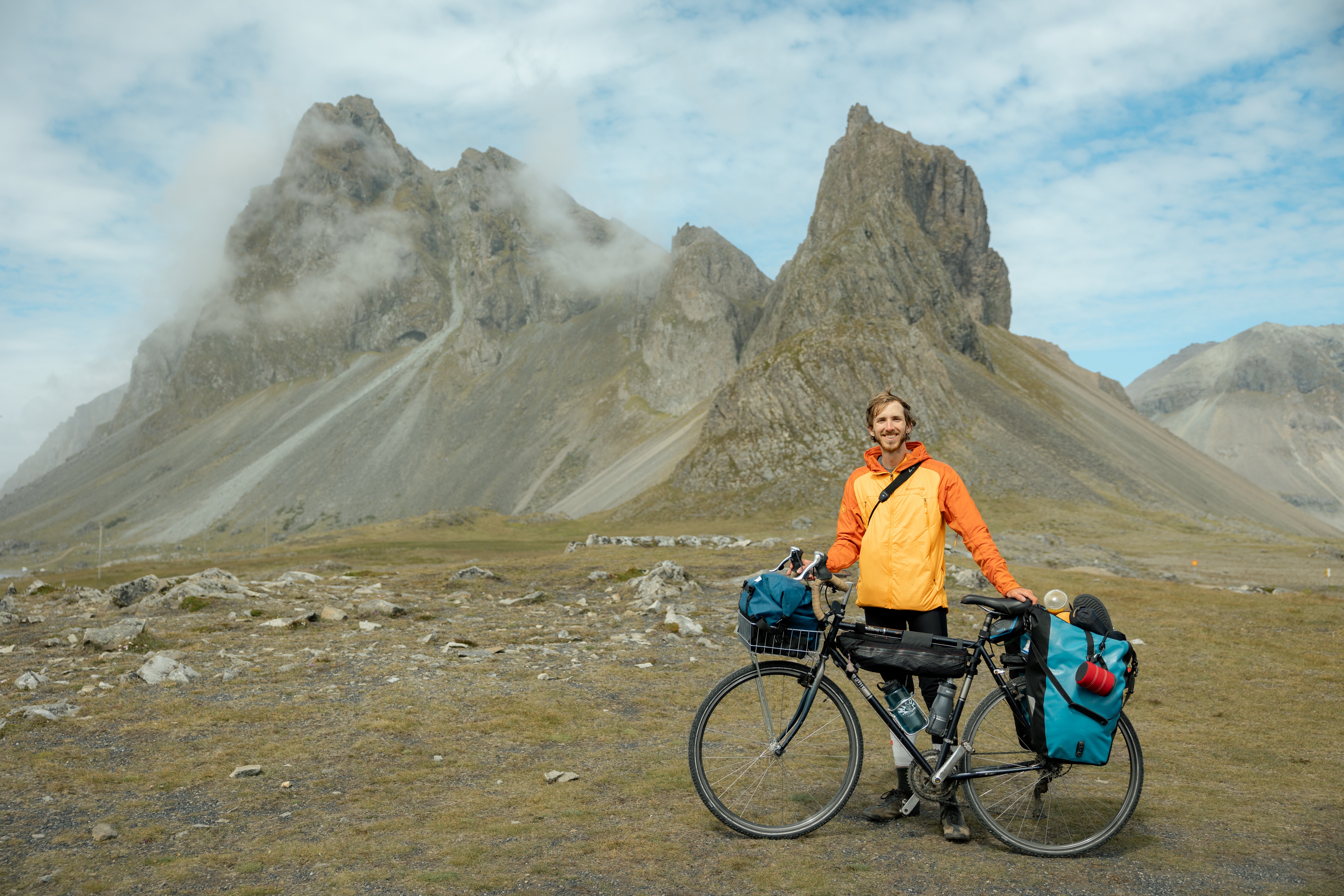 [Aiden Cycling Iceland]